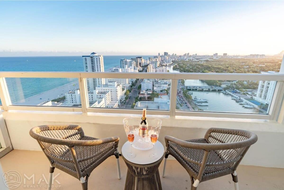 Fontainebleau Resort High Floor W Ocean Views ไมอามีบีช ภายนอก รูปภาพ
