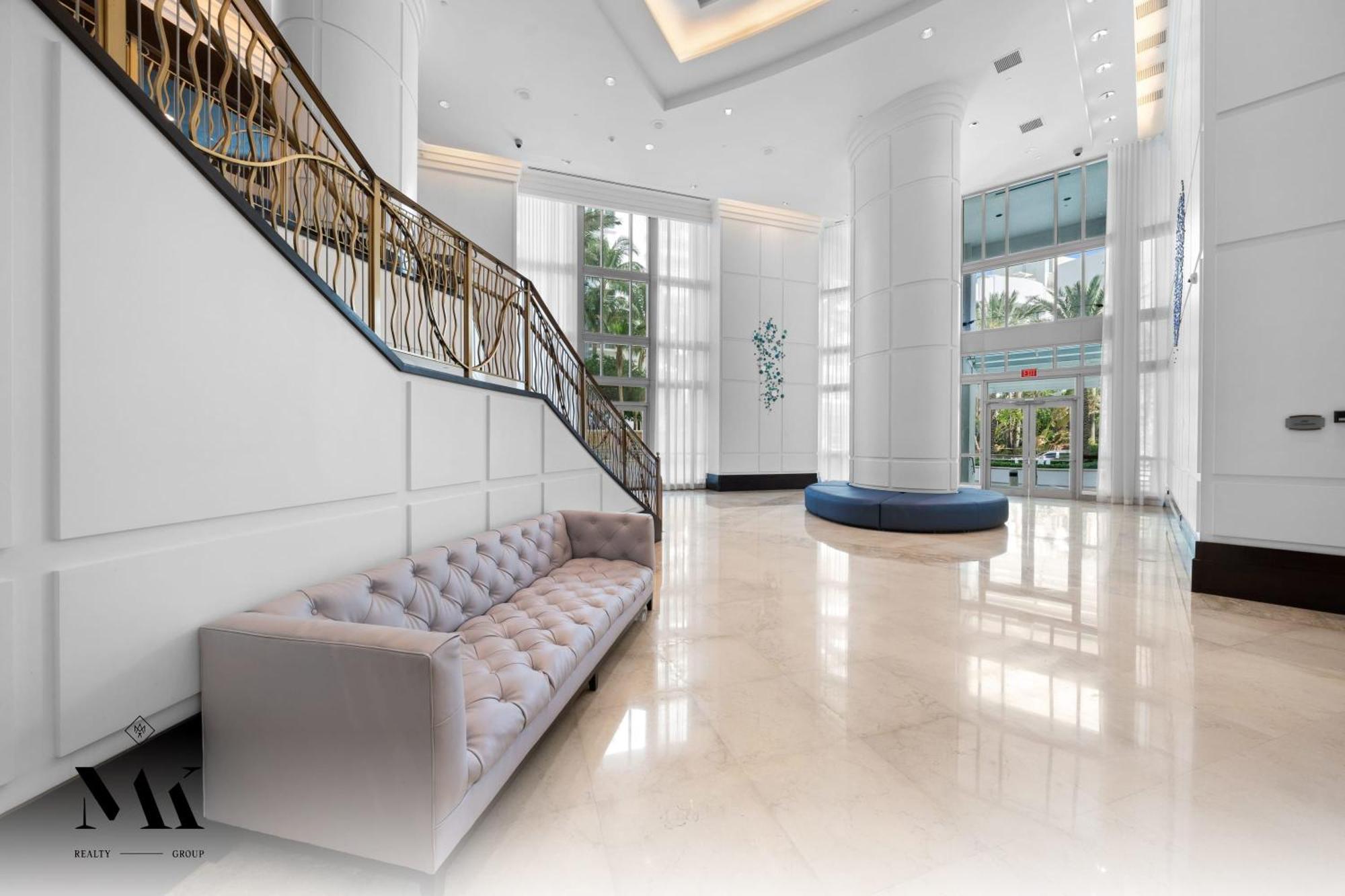 Fontainebleau Resort High Floor W Ocean Views ไมอามีบีช ภายนอก รูปภาพ